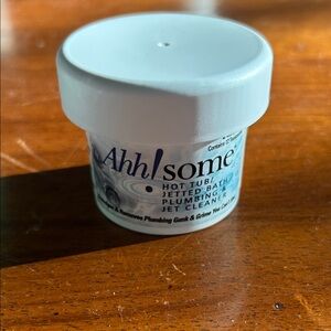 Hot Tub Jetted Bath Cleaner - White